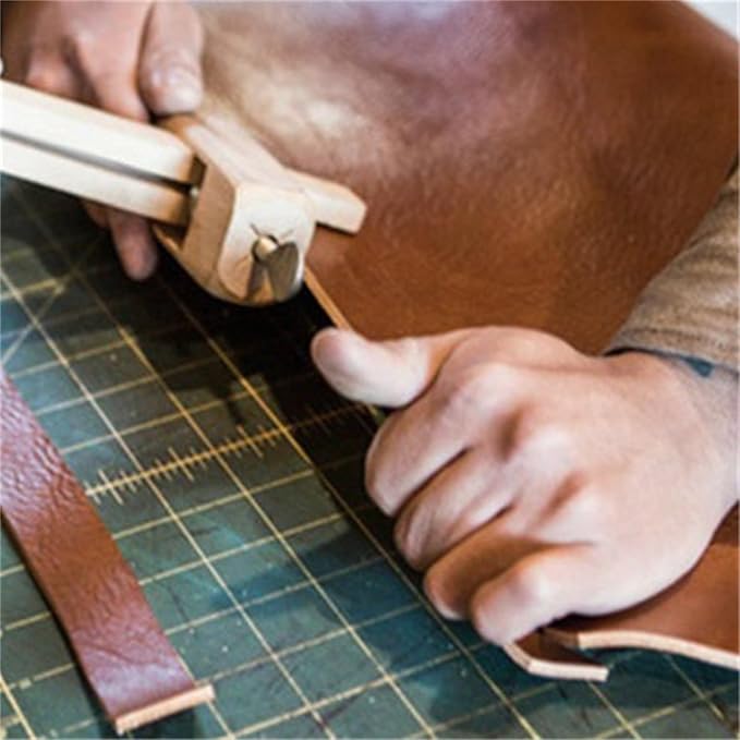 Classic Leather Placemat Sets for Dinging Table Rectangle Circular Table Mat Square Coasters Waterproof Oil-Proof Anti- Pad(A Light Coffee Color)