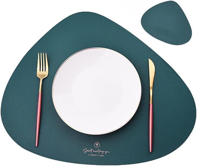 Faux Leather Set of 2 PU Placemats and Coasters Round Leather for Dinner Table Mats Heat Non-Slip Washable(Green)