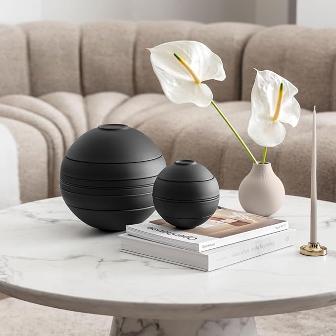 Villeroy & Boch Iconic Collection La Boule, 7-Piece Dinnerware Set for 2, Premium Porcelain, Made in Germany, Dishwasher Safe, 9.5 x 9 in, Black