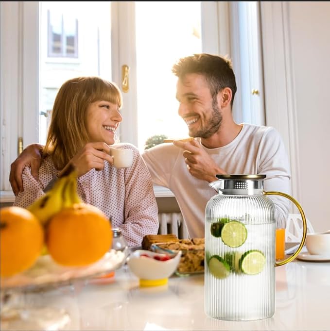 Glass Water Pitcher with Lids and Handles, Hot and Cold Water Bottles, Heat-Resistant Borosilicate Glass Water Jugs, Used for Cold Brewed Tea, Coffee, Lemonade, and Homemade Beverages(2.5L 2PCS)