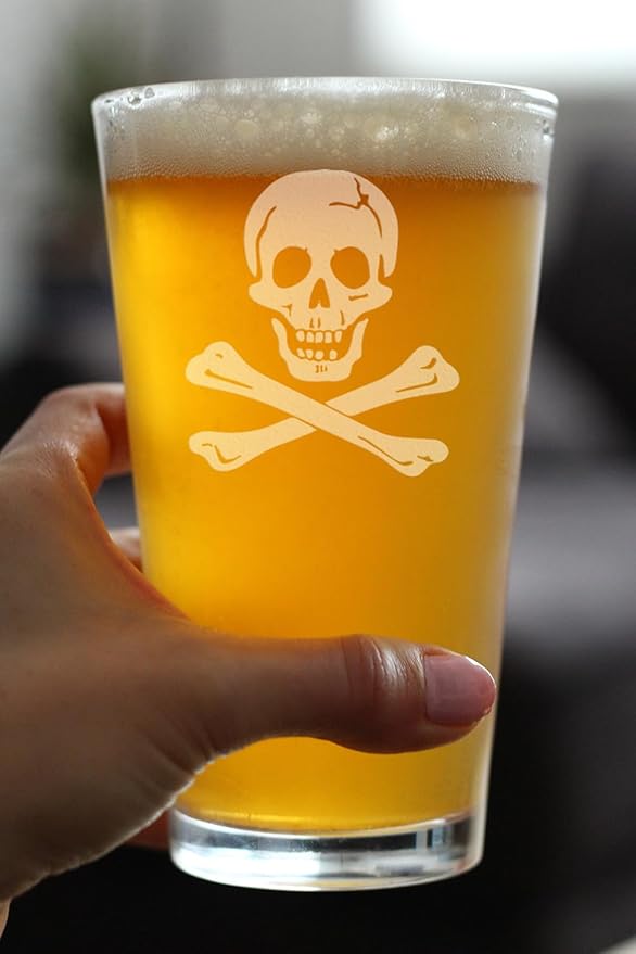 Bevvee Skull and Crossbones Pint Glass for Beer - Skull Decor and Jolly Roger Flag Gifts - 16 Oz Glasses