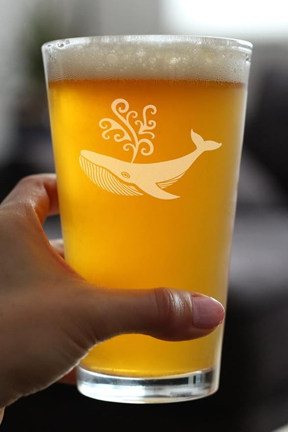 Bevvee Whale Pint Glass for Beer - Beach Themed Decor and Gifts for Whale Lovers - 16 Oz Glasses