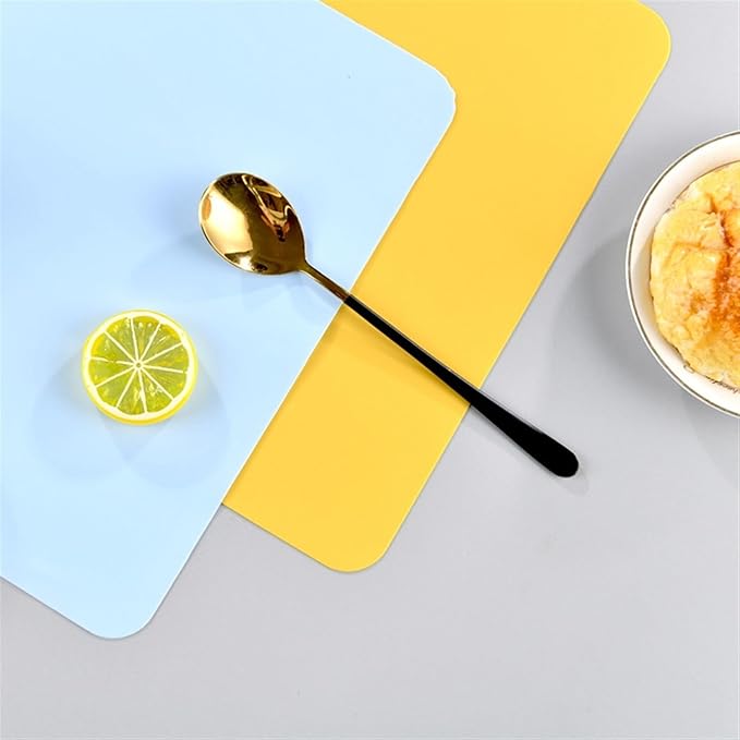 Dining Silicone Table Mat Set of 1/4/6/10 Placemat Heat Non-Skid Countertop Protector for Kids Kitchen Baking(Silicone Dark Green)