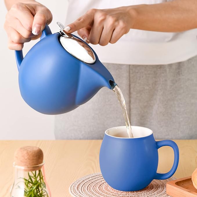 Yundu 32 ounce Blue Porcelain Tea Pot - Stainless Steel Lid and Fine Infuser To Brew Loose Leaf Tea, Enough For 4 Cups