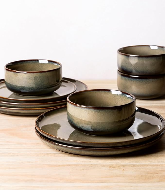 TheTerra Ceramic Dinnerware Sets for 6, 18 Pieces Handmade Reactive Glaze Plates and Bowls Set, Scratch Resistant Dish Set, Oven & Microwave & Dishwasher Safe, Coca Mocha