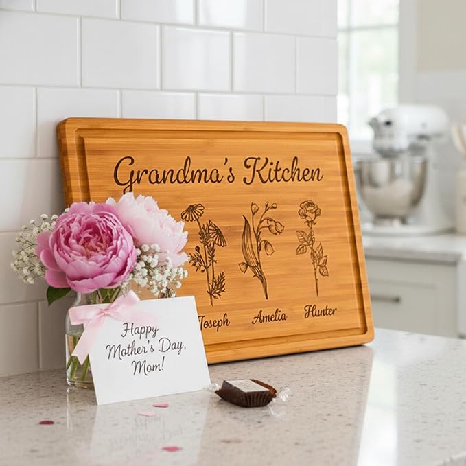 Personalized Cutting Boards for Mom - Grandma, Birth Flower Mother's Garden, Birthday Mothers Day Gift From Grandkids, Son - Daughter, Charcuterie Board for Mom's Kitchen, Valentines Day Gifts for Her
