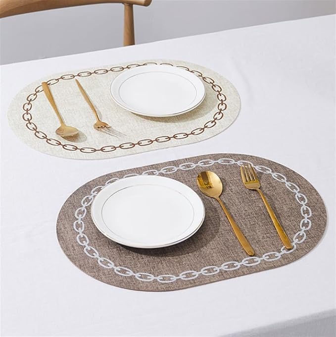 Set of 1/4/6 Square Placemats Waterproof Oilproof Wipeable Reversible Faux Leather Table Mats for Kitchen/Dining/Party(Chain S Cream,1pcs)