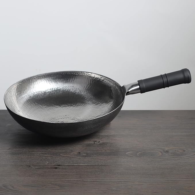 Wok pan 5th Generation, Traditional Hand Hammered Uncoated Carbon Steel Pow Wok with one piece Steel Handle one piece pan (13.3 Inch, Round Bottom) 1.8 mm thickness