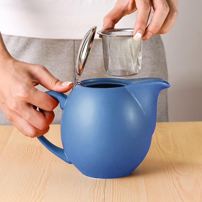 Yundu 32 ounce Blue Porcelain Tea Pot - Stainless Steel Lid and Fine Infuser To Brew Loose Leaf Tea, Enough For 4 Cups