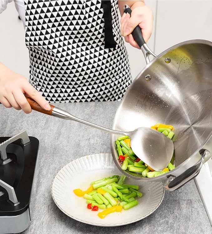 IQCWOOD Chinese Wok Spatula, 15.7’’ Stainless Steel Spatula with Wooden Handle, Ideal Kitchen Gift for Mother and Grandma, Kitchen Utensils Set for Cooking, Frying, Baking