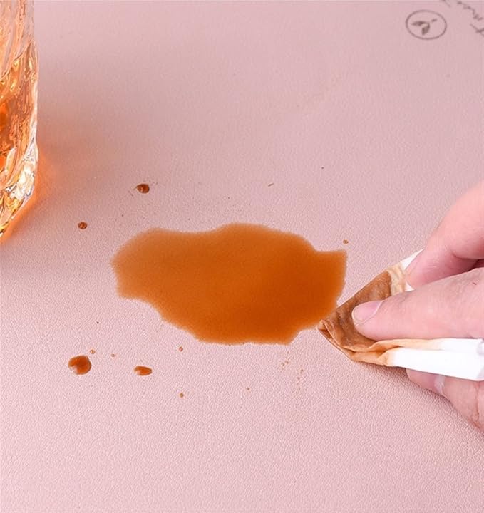 Faux Leather Placemats and Coasters Set Washable Round Table Mat Waterproof Coffee Mats Heat- Place Mats Table(Circle Cream)