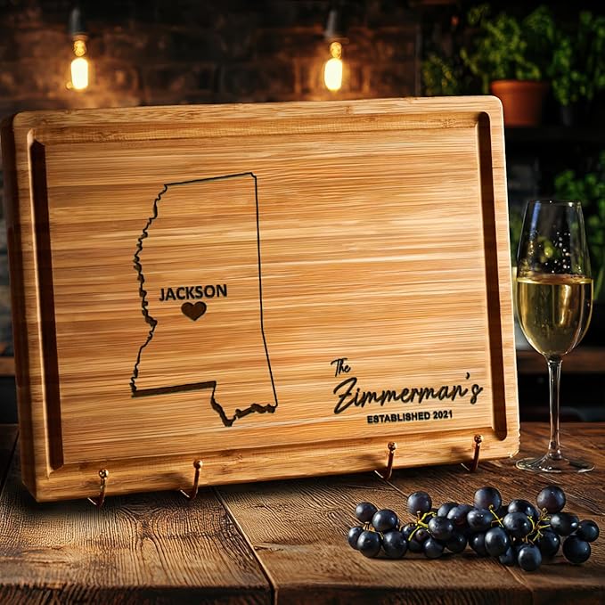 Mississippi Cutting Board - Personalized Wooden State Shaped Gifts, Bamboo Home Decor, Gift for Host Family, Housewarming Gifts