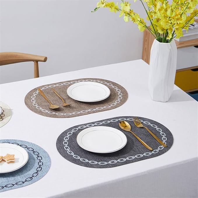 Set of 1/4/6 Square Placemats Waterproof Oilproof Wipeable Reversible Faux Leather Table Mats for Kitchen/Dining/Party(Chain O Coffee,4pcs)
