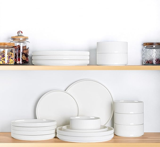 TheTerra Ceramic Dinnerware Sets for 6, 18 Pieces Porcelain Lightweight Plates and Bowls Sets, Scratch Resistant Dish Set, Oven & Microwave & Dishwasher Safe, Bright White