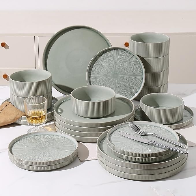 Dinnerware Sets for 8, Ceramic Plates and Bowls Set 24 Piece Dinnerware Chip Resistant Stoneware, Dishwasher and Microwave Safe-green
