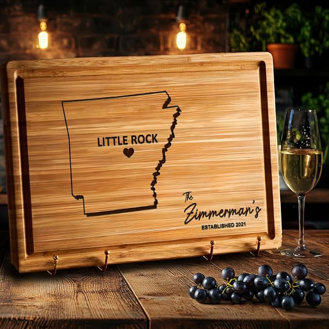 Arkansas Shaped Cutting Board, Wooden States Arkansas Map Gift, Destination Gifts for Host Family, Bammboo Personalized Moving Away Gifts