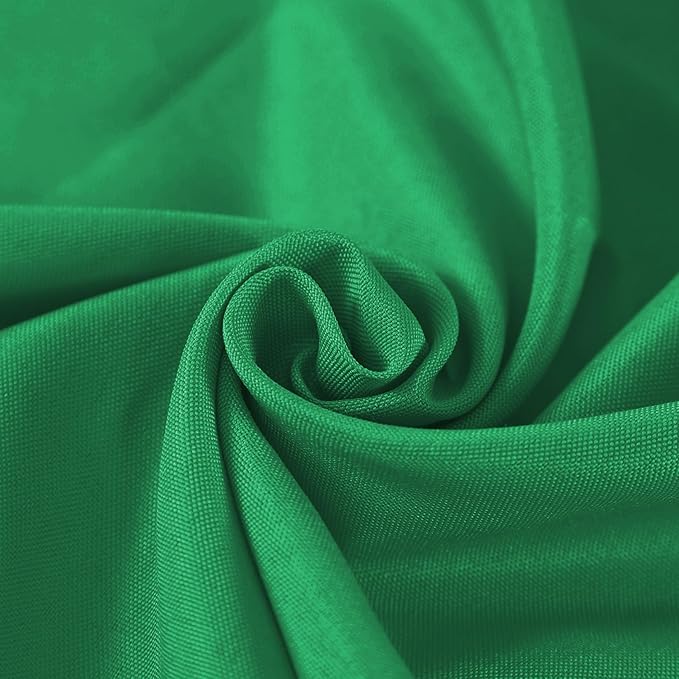 Fokitut 2 Pack Waterproof Round Tablecloth, 70 Inch, Stain Resistant and Wrinkle Polyester Table Cloth, Fabric Table Cover for Kitchen Dining, Wedding, Party, Holiday Dinner-Emerald