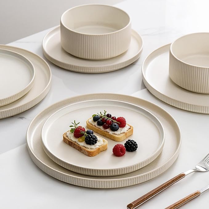 Dinnerware Set Service for 6, 18-Piece Ceramic Plates and Bowls Set, Chip & Scratch Resistant, Microwave and Dishwasher Safe, Modern Minimalist Tableware for Everyday Use, Matte White