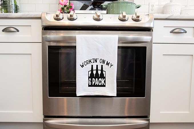 Handmade Funny Kitchen Towel - 100% Cotton Beer Run Hand Bar Towel for Kitchen - 28x28 Inch Perfect for Hostess Housewarming Christmas Mother’s Day Birthday Gift (Workin On My 6 Pack)