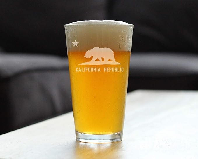 Bevvee California Flag Pint Glass for Beer - State Themed Drinking Decor and Gifts for Californian Women & Men - 16 Oz Glasses