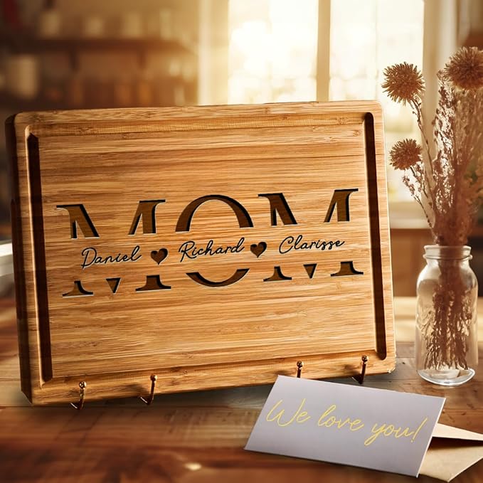 Custom Mothers Day Gift Cutting Board for Mom - Grandma, Customized Unique Kitchen Gifts for Mom Birthday Personalized Mothers Day Gifts for Mom and Grandma