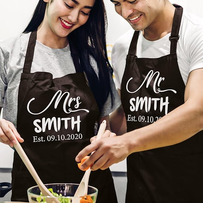 Newlywed Aprons for Couples, Personalized Mr and Mrs Gifts, Custom Apron Set for Couple, Anniversary, Christmas, Bridal Shower Gifts For Bride