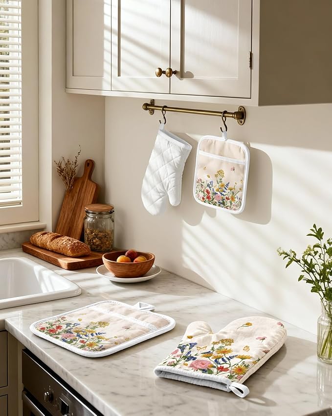 Cotton Oven Mitts and Pot Holders Sets - Quilted Lining Heat Resistant 4 Pieces Set with Hanging Loop Cute Farmhouse Boho Spring Kitchen Decor and Accessories, Retro Flower