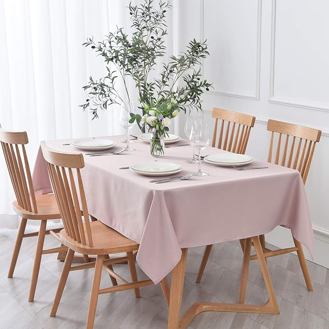 maxmill Textured Rectangle Tablecloth Water Resistant Wrinkle Free Spill-Proof, Soft Jacquard Table Cloth for Banquet Parties Event Holiday Dinner, Indoor and Outdoor Use, 60 x 84 Inch, Dusty Pink