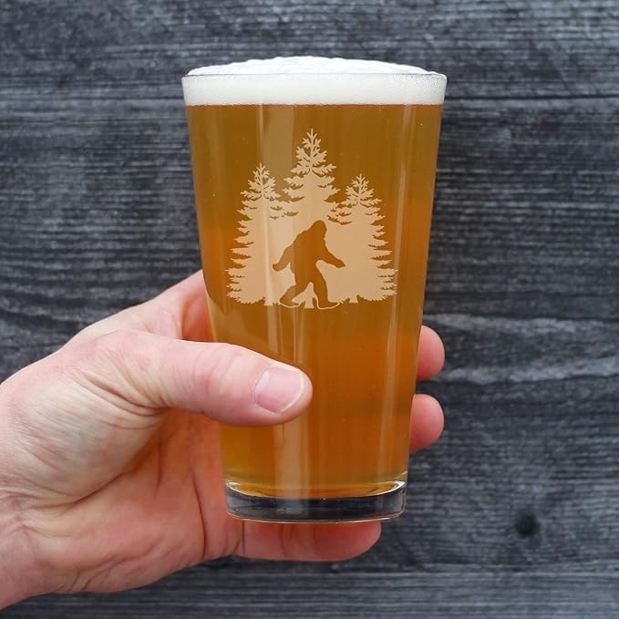 Bevvee Bigfoot Pint Glass - Funny Bigfoot Gifts for Sasquatch Enthusiasts - 16 Oz Pint Glasses
