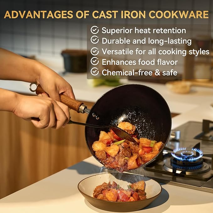 WANGYUANJI 10.2 Inch Cast Iron Wok with Lid, Flat Bottom Small Stir-Fry Pan with Wooden Handle, Uncoated Cast Iron Skillet for Gas, Induction and Electric Stovetops