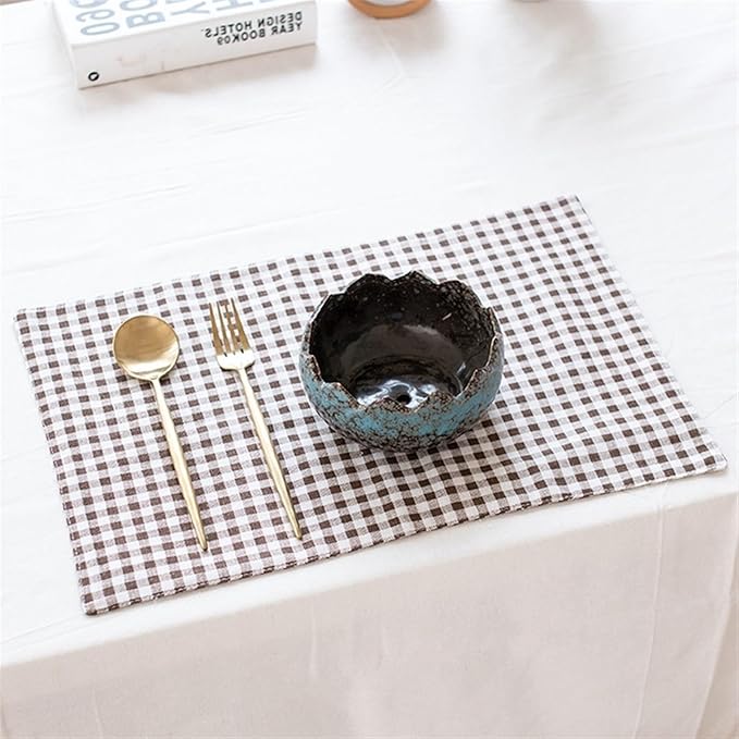 Modern Checked Fabric Table Mats Simple Design Tableware Kitchen Tool Table Decor Cotton Placemat Set of 4(2pcs 30x45cm)