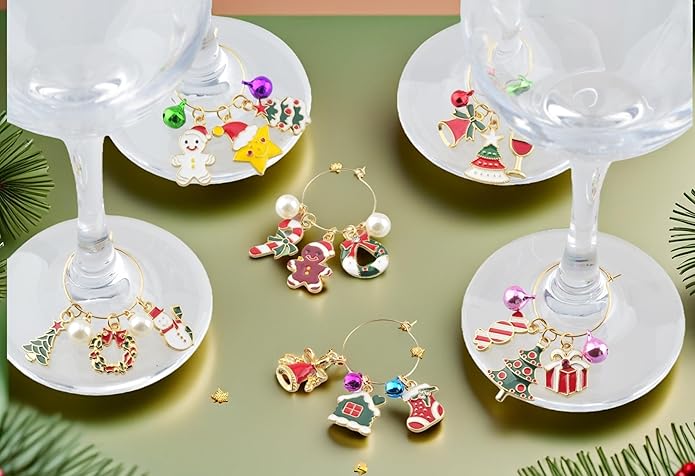Wine Glass Charms Kit Wine Charms for Stem Glasses Identification Markers for Stem Glasses Tasting Party Favors & Holiday Decorations 300pcs Christmas Charm with Jingle Bell Pearls Letters