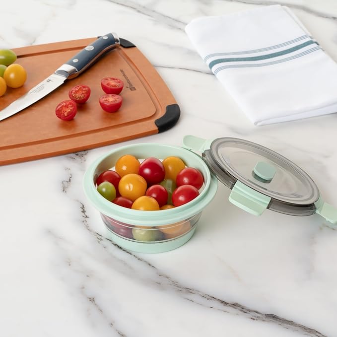 Restaurantware-Fresh Hero 13.6 Ounce Storage Containers, 1 Durable Airtight Food Containers - Microwavable, Freezable, Green Plastic, Collapsible, Dishwashable, With Vented Lids