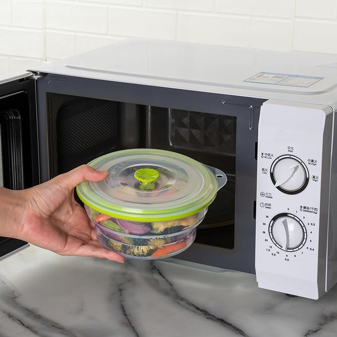 Restaurantware-Fresh Hero 30.6 Ounce Storage Containers, 20 Durable Airtight Food Containers - Microwavable, Freezable, Green Silicone Collapsible Container, Dishwashable, With Vented Lids