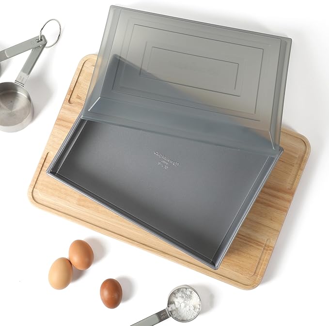 Calphalon Titan Commercial Quality Natural Aluminum PFA Free Nonstick 13 x 9 Inch Cake Pan W/Lid