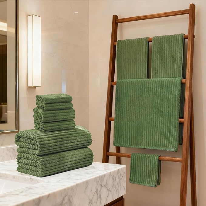Extra Large Bath Towels (60"x30"),Oversized Bath Towels for Adults Luxury Bath Towels Super Soft Highly Absorbent Microfibers Quick Dry Bath Sheets Large for Bathroom (Olive Green, 2Piece)