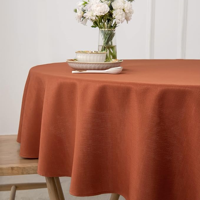 maxmill Round Slubby Textured Tablecloth Spill-Proof Wrinkle Free Soft Jacquard Table Cloth for Circular Table Cover, for Dining Room Harvest Thanksgiving Parties Holiday Dinner, 70 Inch, Rust