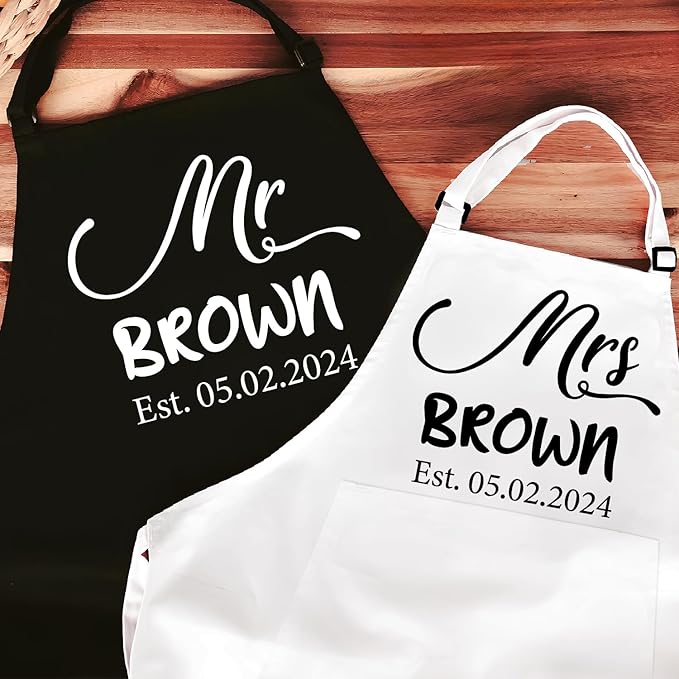 Newlywed Aprons for Couples, Personalized Mr and Mrs Gifts, Custom Apron Set for Couple, Anniversary, Christmas, Bridal Shower Gifts For Bride