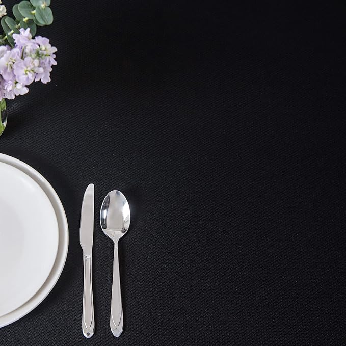maxmill Textured Rectangular Tablecloth Water Resistance Antiwrinkle Spillproof Soft Jacquard Table Cloth for Dining Room, Buffet Banquet Parties and Holiday Dinners, 60 x 104 Inch, Black