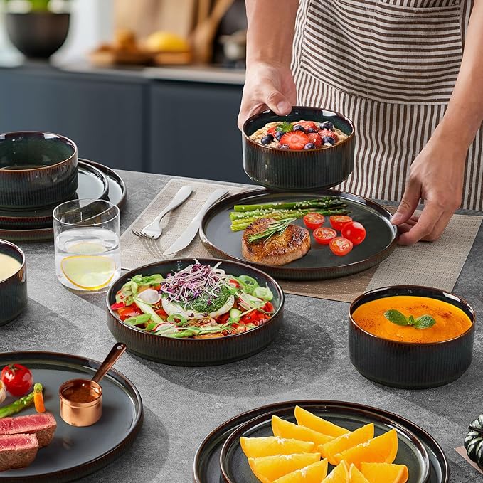 LIANYU Dinnerware Sets with Pasta Bowls, 8 Piece Ribbed Dinnerware Plates and Bowls Set for 2, Elegant Modern Stoneware Dishes Set for Kitchen Dining, Microwave and Dishwasher Safe, Jungle Green