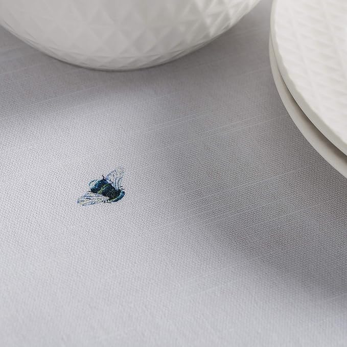 Maison d' Hermine Table Cloth Round Table 100% Cotton 63 Round Inches Tablecloth Reusable Decorative for Dining Room Farmhouse Home Valentines Day Decorations Spring Summer - Printemps