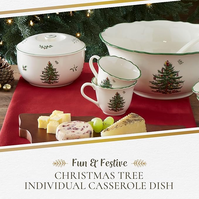 Spode Christmas Tree 1 Quart Round Casserole Dish with Lid - Stoneware Baking Dish for Holiday Desserts - Oven to Table Bakeware & Dishwasher Safe - Festive Holiday Serveware for Christmas Table