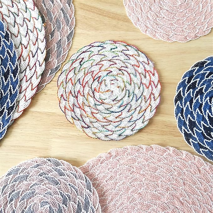 Kitchecn Accessories Nordic Woven Placemats Table Mats Suitable for Holiday Parties Family Gatherings Set De Table(Pink and Grey,Round_38CM 4PCS)