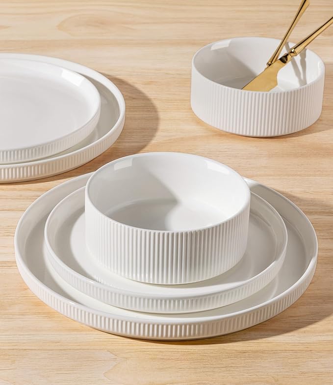 TheTerra Ceramic Dinnerware Sets for 6, 18 Pieces Porcelain Lightweight Plates and Bowls Sets, Scratch Resistant Dish Set, Oven & Microwave & Dishwasher Safe, Bright White