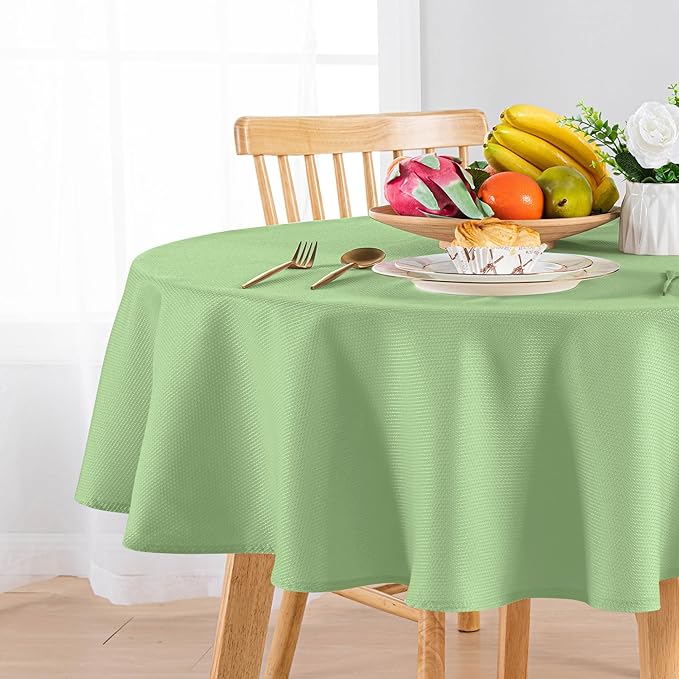 Hiasan Round Textured Tablecloth 60 Inch - Waterproof Spillproof Antiwrinkle Jacquard Table Cloth, Decorative Polyester Table Cover for Kitchen, Outdoor Picnic, Holiday and Parties, Light Sage Green