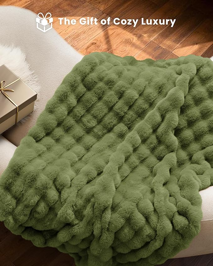 Ultra Soft Cozy Faux Fur Throw Blanket, Fuzzy Plush Thick Bubble Blanket, Oversize Luxury Fluffy Blanket for Couch, Bed, and Living Room, 60x80 Inches, Green