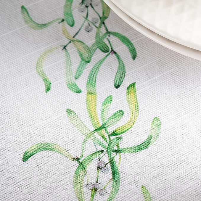 Maison d' Hermine Table Cloth Round Table 100% Cotton 63 Inches Fall Tablecloth Reusable Everyday Use for Thanksgiving Christmas Decorations Dining Farmhouse Party (Christmas Tradition)