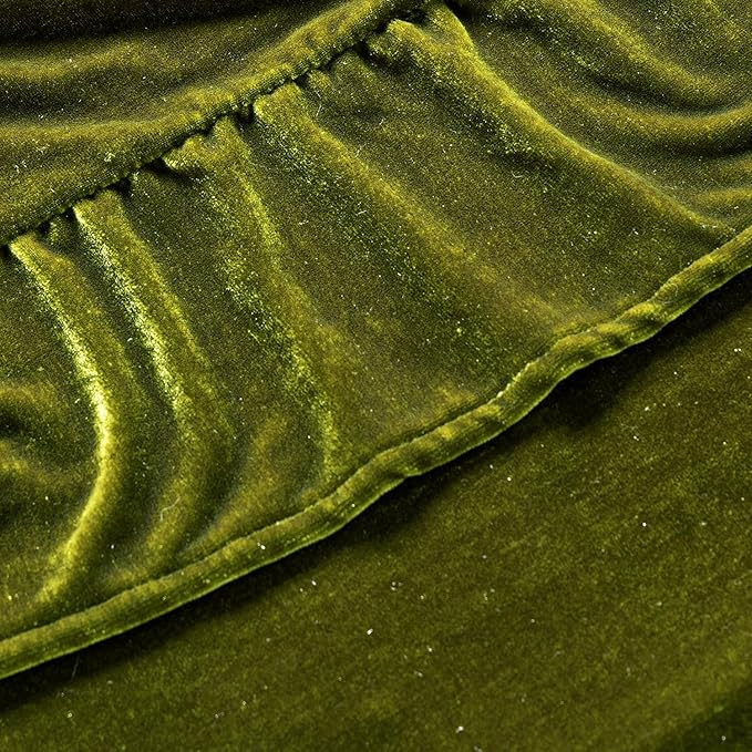 MIULEE Velvet Table Cloth with Decorative Ruffle Edge Luxurious Soft Spring Washable Rectangular Tablecloth Thick Wrinkle-Resistant Oblong Table Cover for Kitchen Dining 60x84 Inch, Olive Green