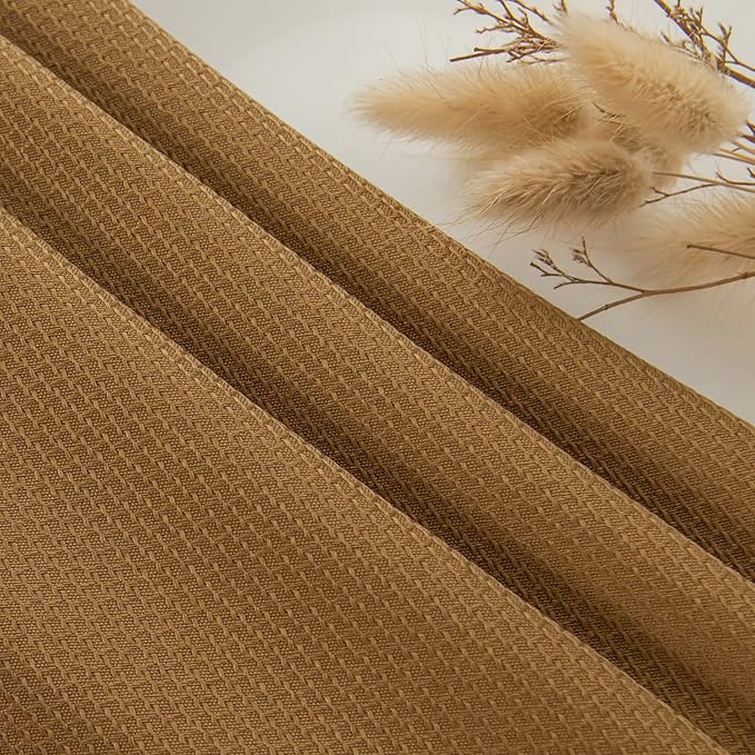 maxmill Fall Tablecloth Stain Resistant Waterproof Wrinkle Resistant Spillproof Washable Soft Textured Table Cloth for Dining Room Harvest Thanksgiving Parties, Round 70 Inch, Amber Bronze
