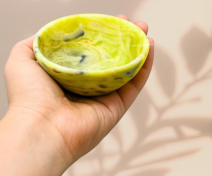 Serpentine Crystal Bowl - 3 Inch Decorative Bowls for Room and Home Decor - Gemstone Healing Crystals for Elegant Display, Positive Energy Balance and Gift